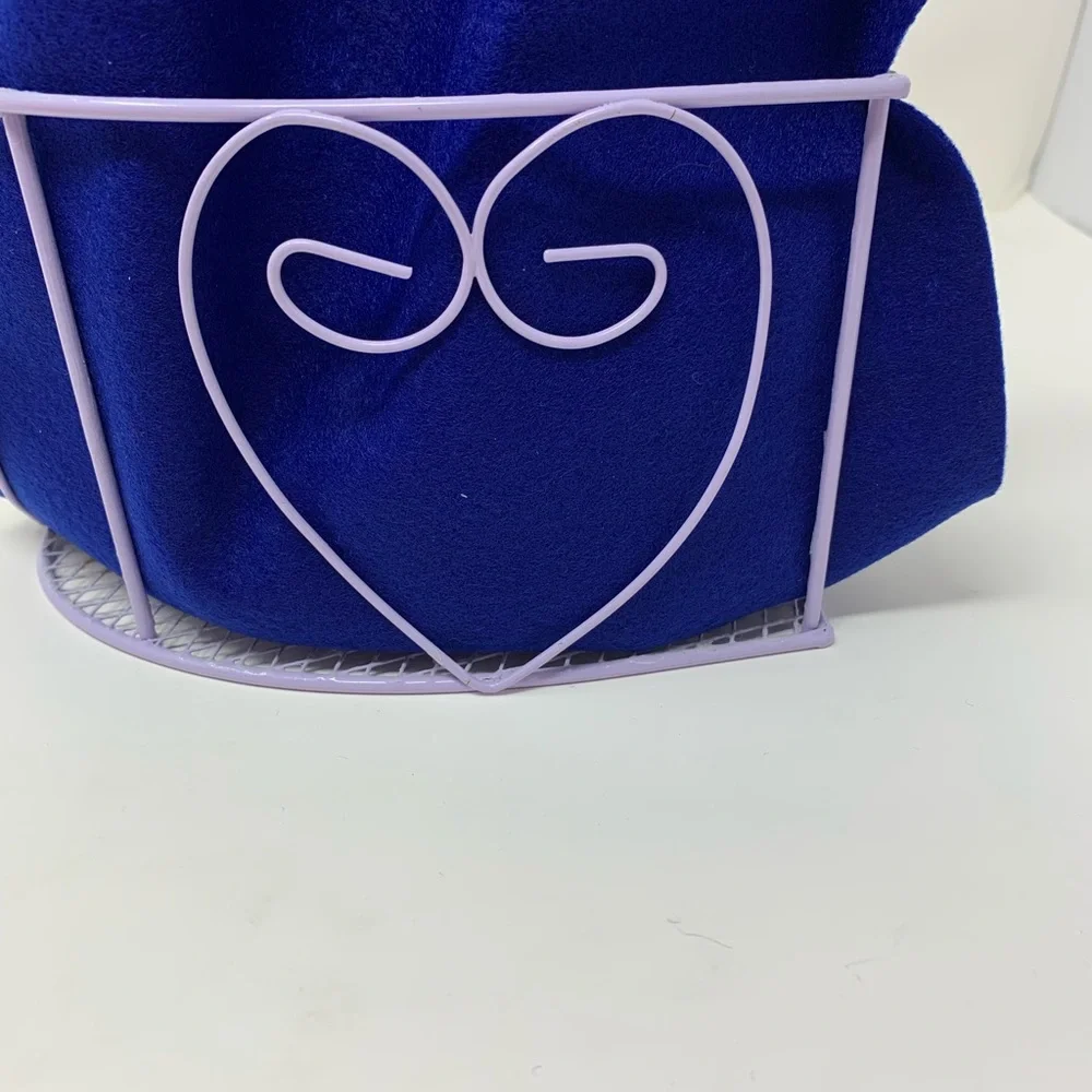 Lavender Heart-Shaped Wire Basket